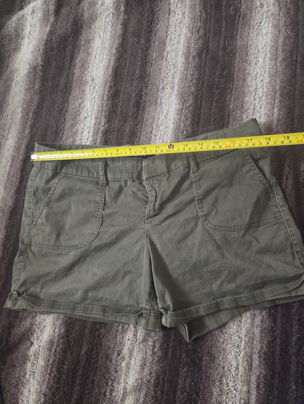 torrid Shorts Size 16 - Picture 3 of 4